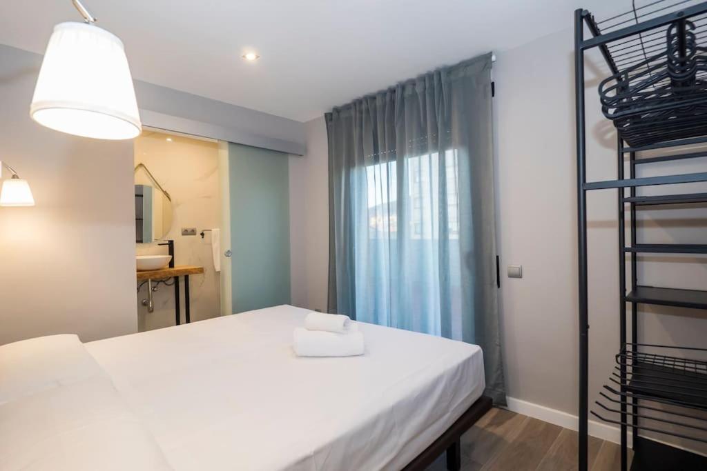 Bebarceloner Sant Andreu - 1 Bedroom With Terrace Appartamento